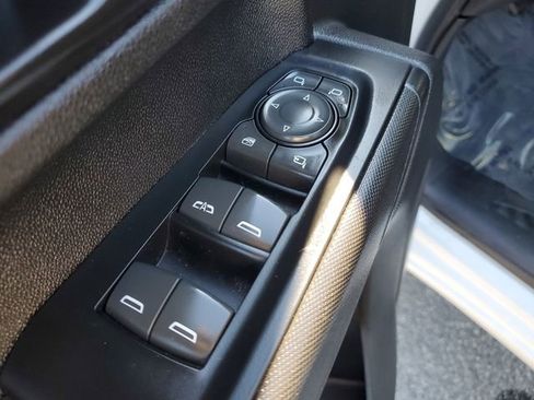 Used 2022 Chevrolet Silverado 2500 Custom w/ Custom Value Package image 26