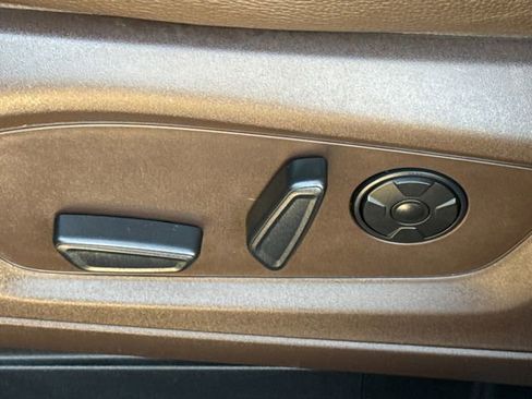 Used 2022 Ford Explorer King Ranch w/ Premium Technology Package AWD/4WD image 25