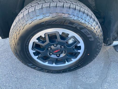 Used 2025 Toyota 4Runner SR5 image 29