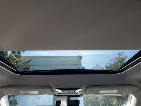 New 2026 Mitsubishi Outlander SE image 15