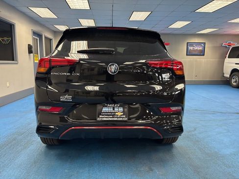 Used 2023 Buick Encore GX Select w/ Sport Touring Package image 7