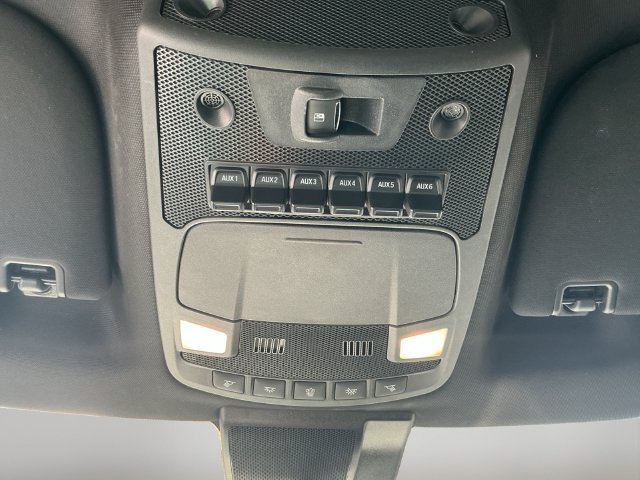 Used 2022 Ford F350 Lariat w/ Lariat Value Package AWD/4WD image 12
