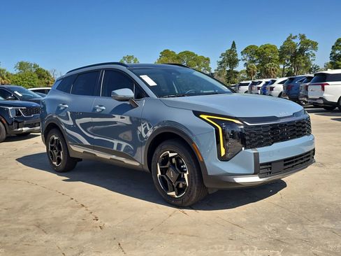 New 2026 Kia Sportage EX w/ EX Panoramic Sunroof Package AWD/4WD image 2