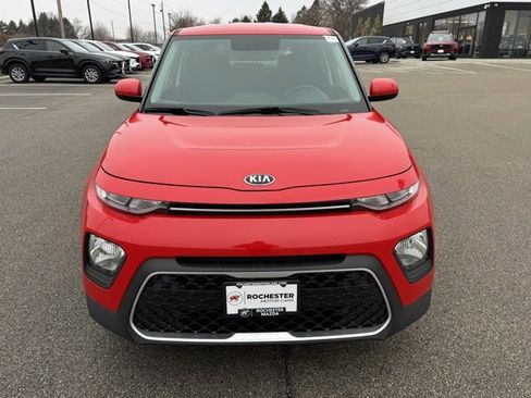 Used 2021 Kia Soul LX image 32