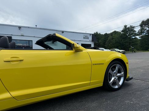 Used 2015 Chevrolet Camaro SS w/ RS Package RWD image 16