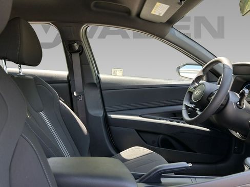 New 2025 Hyundai Elantra Sport image 6