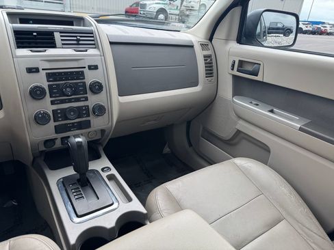 Used 2009 Ford Escape XLT AWD/4WD image 22