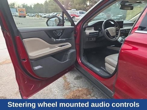 Used 2022 Lincoln Corsair AWD w/ Premium Package image 21