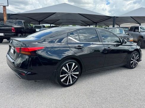 Used 2022 Nissan Altima 2.5 SR image 6