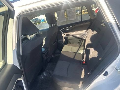 Used 2024 Toyota RAV4 XLE AWD/4WD image 10