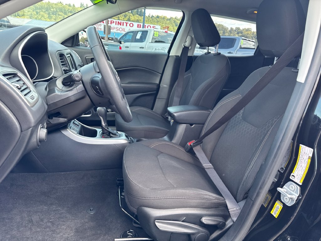Used 2018 Jeep Compass Sport FWD image 10