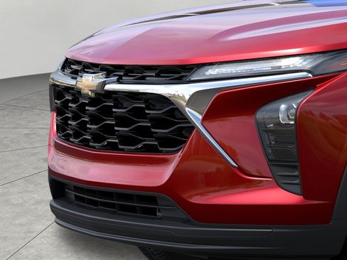 New 2026 Chevrolet Trax LS w/ LS Convenience Package FWD image 13