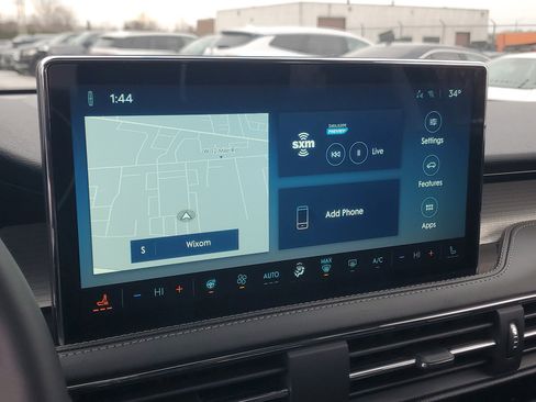 New 2026 Lincoln Corsair Premiere image 19