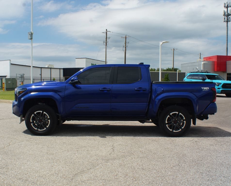 Used 2025 Toyota Tacoma TRD Sport w/ TRD Sport Premium Package AWD/4WD image 14