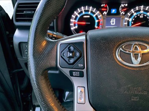 Used 2015 Toyota 4Runner SR5 RWD image 23