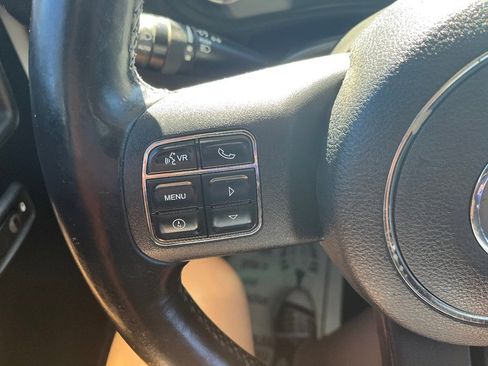 Used 2012 Jeep Wrangler Unlimited Sahara w/ Connectivity Group AWD/4WD image 19