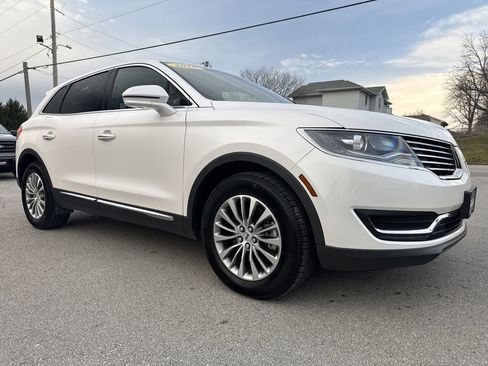 Used 2018 Lincoln MKX Select w/ Select Plus Package image 3