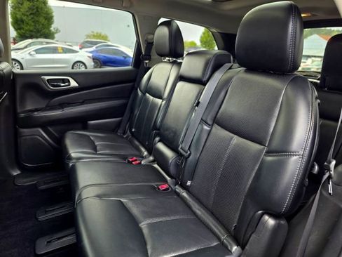 Used 2016 Nissan Pathfinder Platinum AWD/4WD image 31