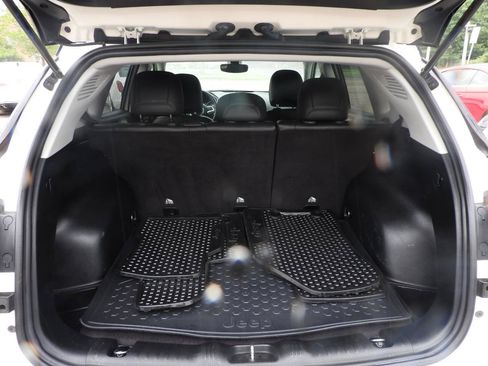 Used 2019 Jeep Compass Latitude AWD/4WD image 7