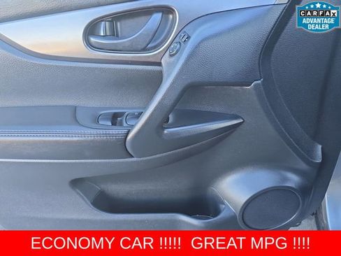 Used 2022 Nissan Rogue Sport S AWD/4WD image 11