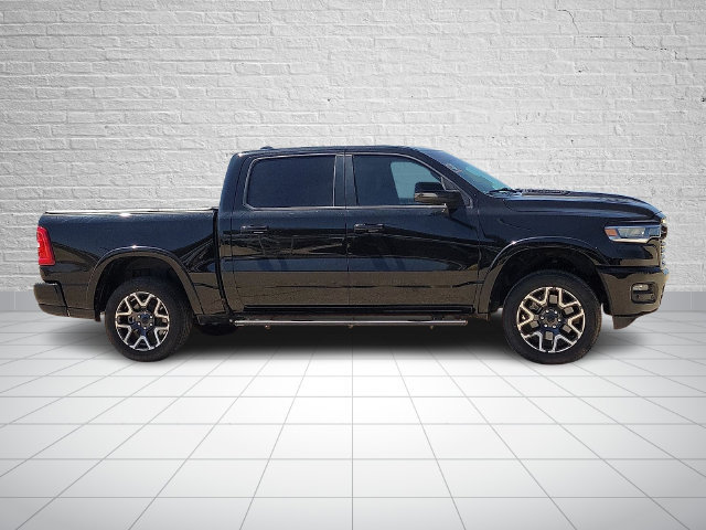 Used 2025 RAM 1500 Laramie w/ Sport Appearance Package AWD/4WD image 5