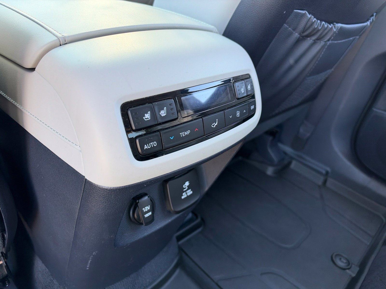 Used 2022 Hyundai Palisade Calligraphy w/ Cargo Package AWD/4WD image 29