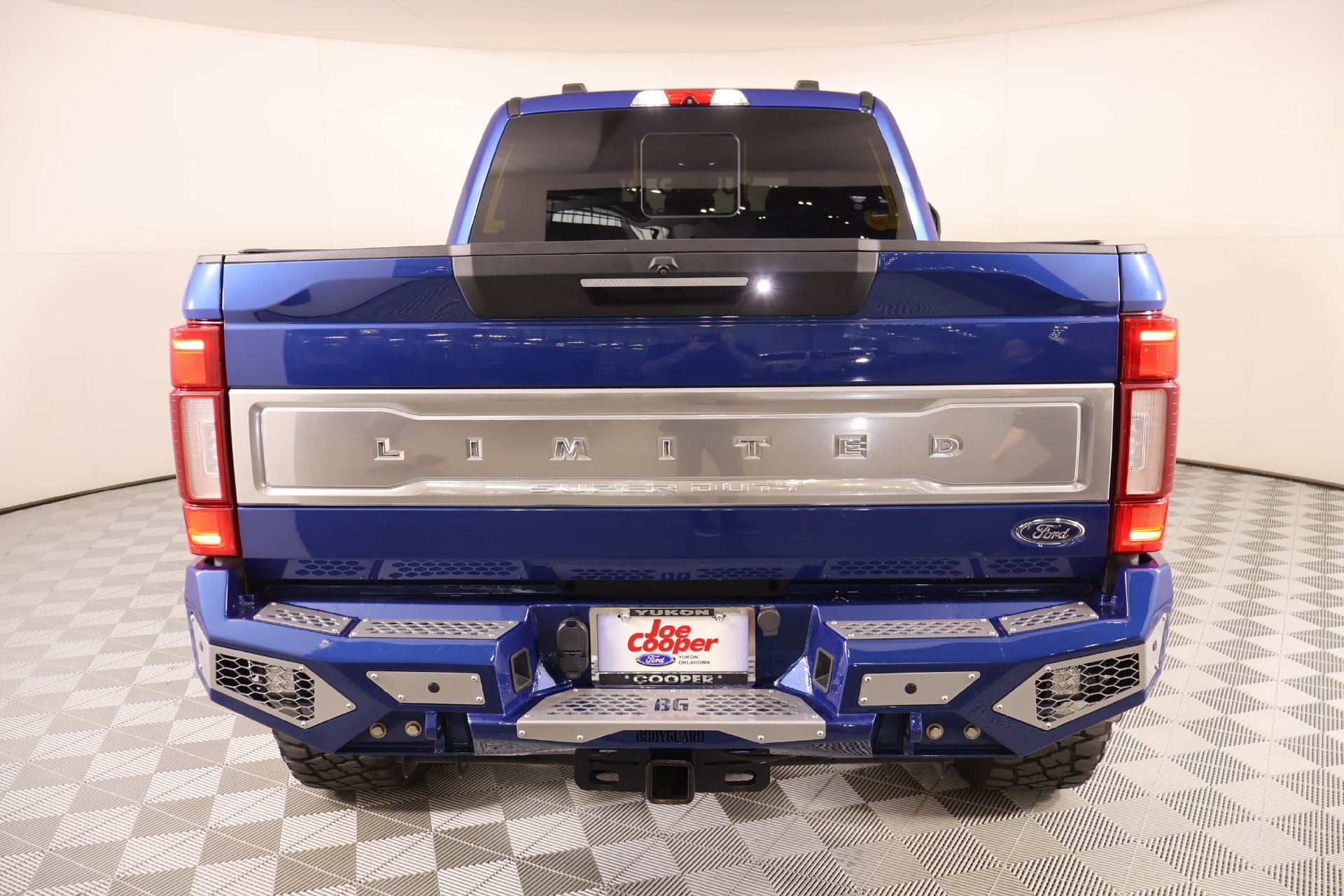 Used 2022 Ford F250 Limited AWD/4WD image 23