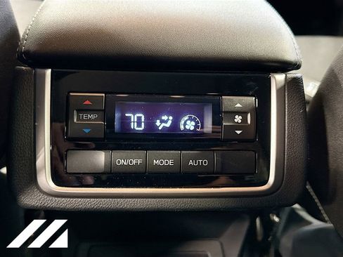 Used 2024 Subaru Ascent Premium w/ Convenience Package image 26