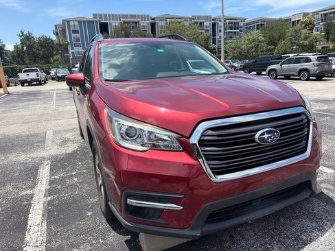 Used 2019 Subaru Ascent Premium AWD/4WD image 2