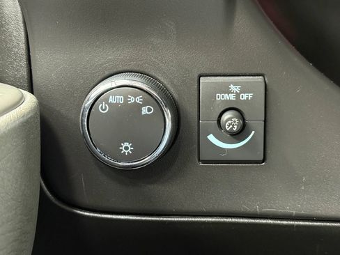 Used 2018 Chevrolet Express 2500 LS w/ Driver Convenience Package RWD image 25