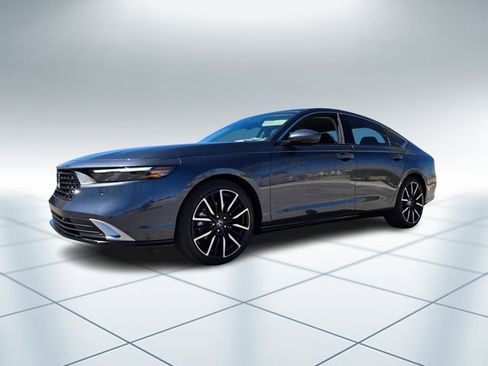 New 2026 Honda Accord Touring image 2