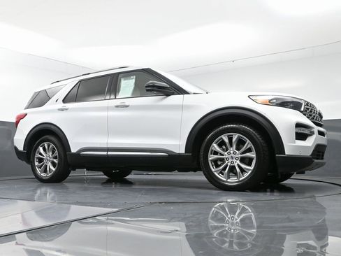 Used 2022 Ford Explorer Limited w/ Equipment Group 301A image 50