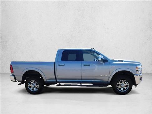 Used 2022 RAM 2500 Laramie AWD/4WD image 7