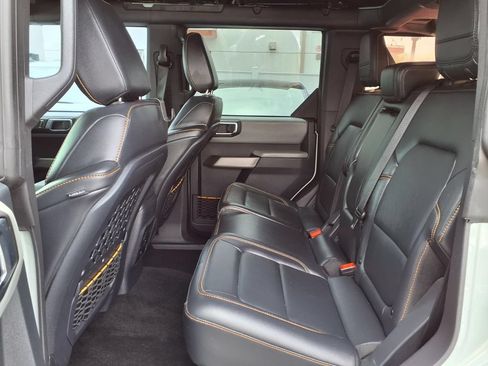 Used 2023 Ford Bronco Badlands AWD/4WD image 26