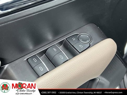 Certified 2024 GMC Canyon Denali image 17