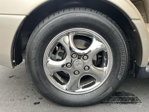 Used 2000 Lexus ES 330 image 17