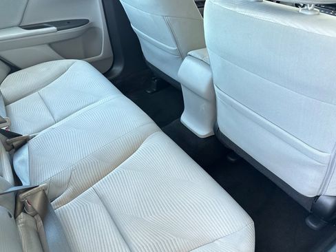 Used 2016 Honda Accord LX image 29