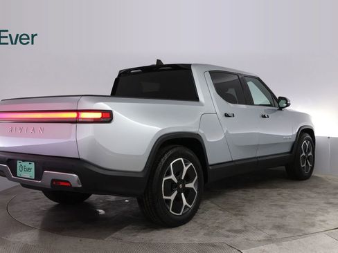 Used 2024 Rivian R1T Adventure AWD/4WD image 3
