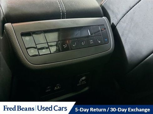 Used 2022 Nissan Pathfinder Platinum w/ Cargo Package image 29