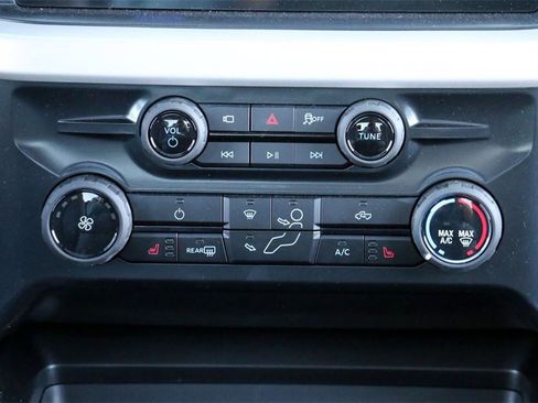 New 2026 Ford F250 XLT w/ XLT Premium Package image 32