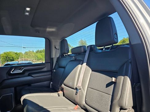 Used 2024 GMC Sierra 2500 SLT w/ SLT Convenience Package AWD/4WD image 17