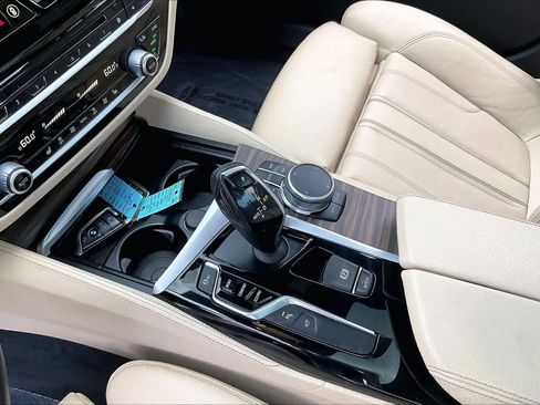 Used 2017 BMW 540i xDrive AWD/4WD image 16