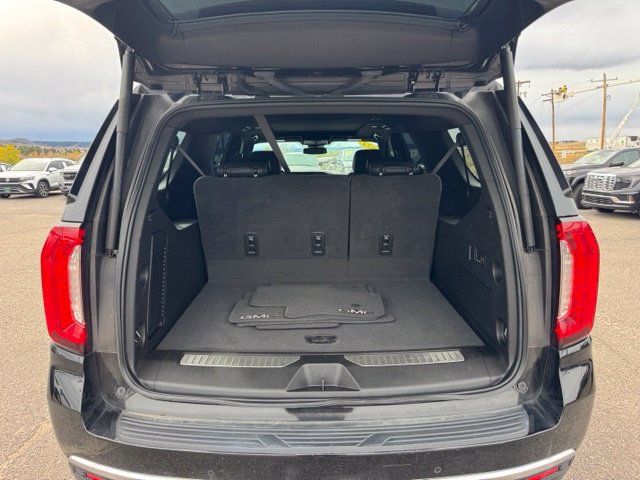 Used 2024 GMC Yukon XL Denali AWD/4WD image 26