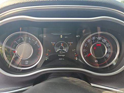 Used 2016 Dodge Challenger R/T Scat Pack w/ Leather Interior Group RWD image 9