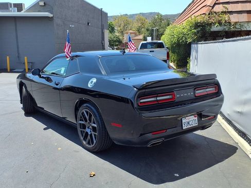 Used 2019 Dodge Challenger GT w/ Plus Package RWD image 4