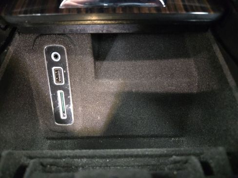 Used 2021 Maserati Levante GranSport image 36