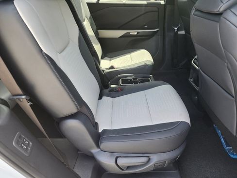 Used 2024 Lexus TX 500h AWD w/ Technology Package image 4