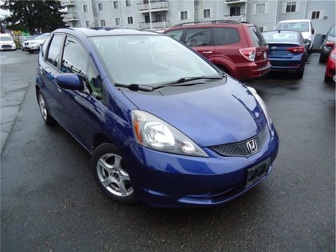 Used 2013 Honda Fit image 4