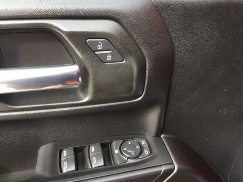 Used 2026 Chevrolet Silverado 1500 Custom w/ Turbomax Blackout Package AWD/4WD image 12
