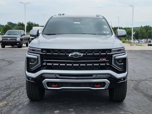 New 2026 Chevrolet Tahoe Z71 w/ Z71 Off-Road Package AWD/4WD image 3